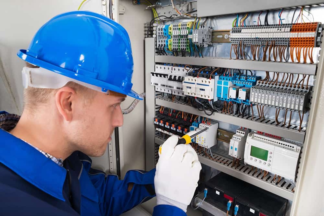 Elektroniker für Energie- und Gebäudetechnik (m/w/d) bei Elektro-Hess in Walldürn